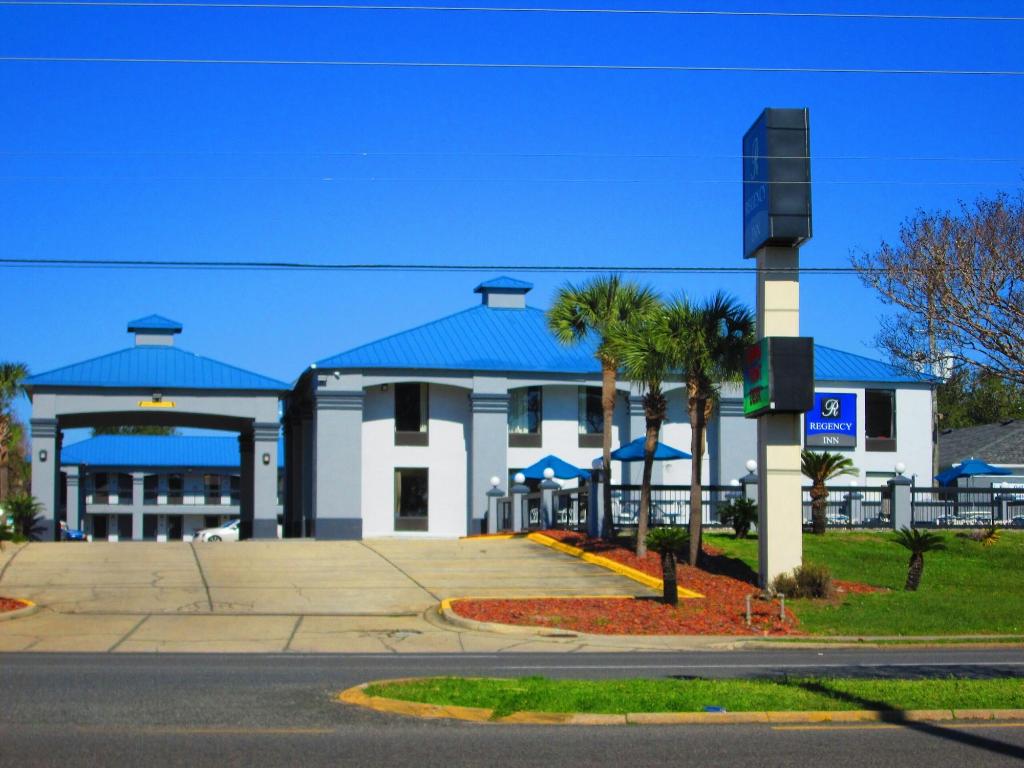 regency inn near boardwalk and hurlburt field