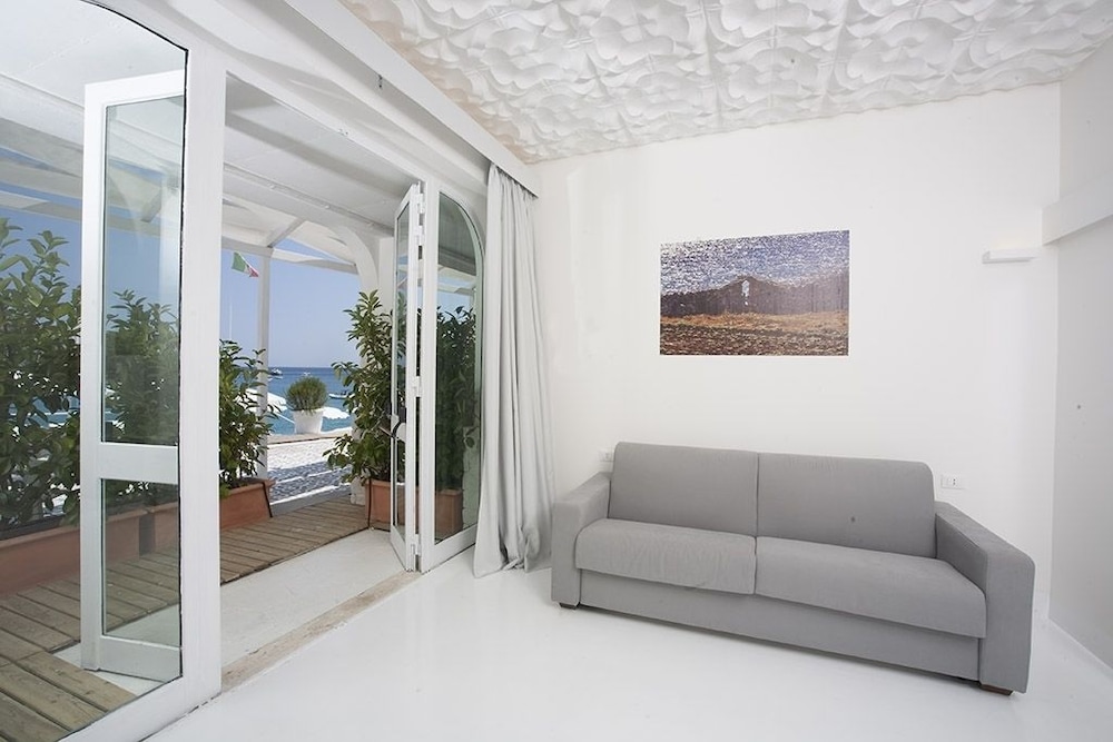 hotel la roccia