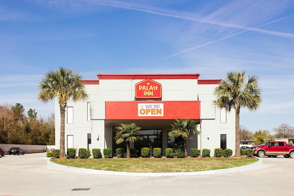 palace inn