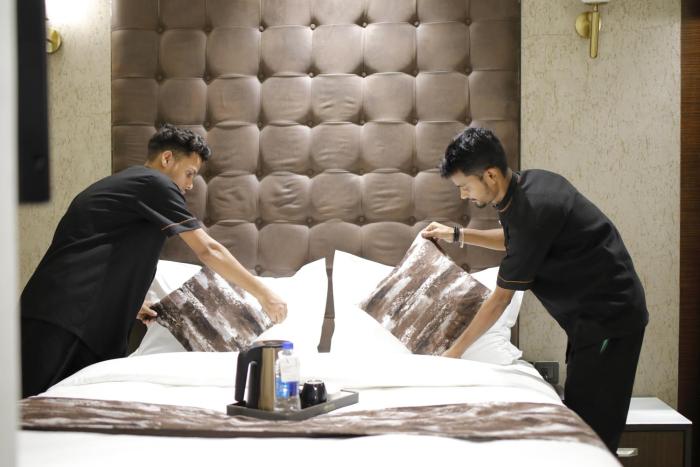 hotel grace residency