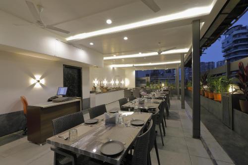 hotel grace residency