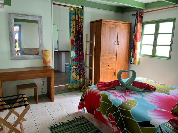 linareva moorea beach resort