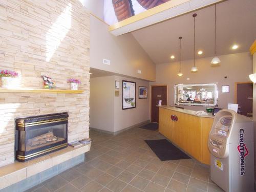 best maple inn drayton valley