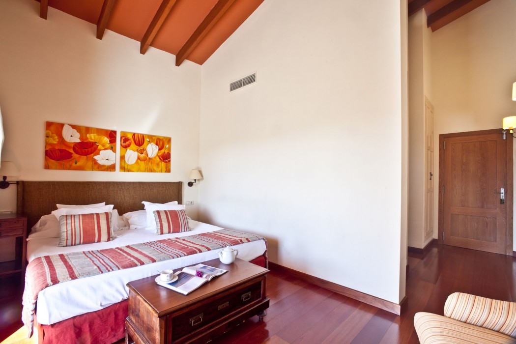 can jaume by ocean drive