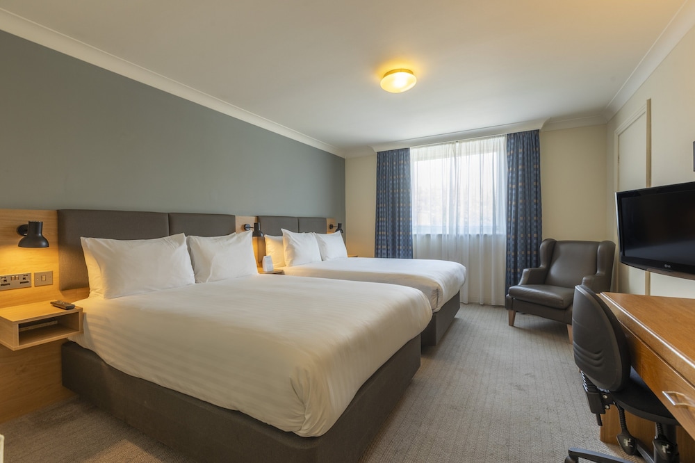 holiday inn brentwood m25 jct 28 an ihg hotel