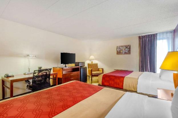 econo lodge inn and suites