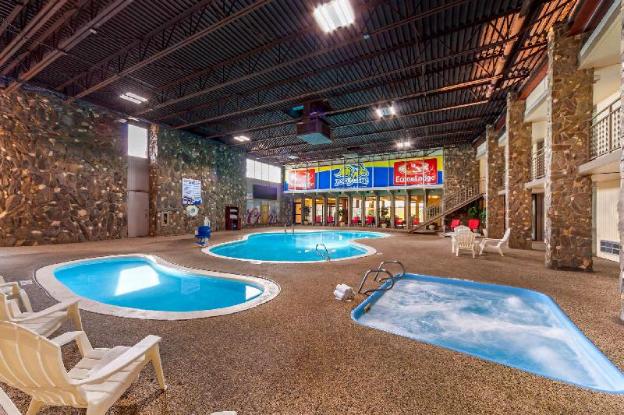 econo lodge inn and suites