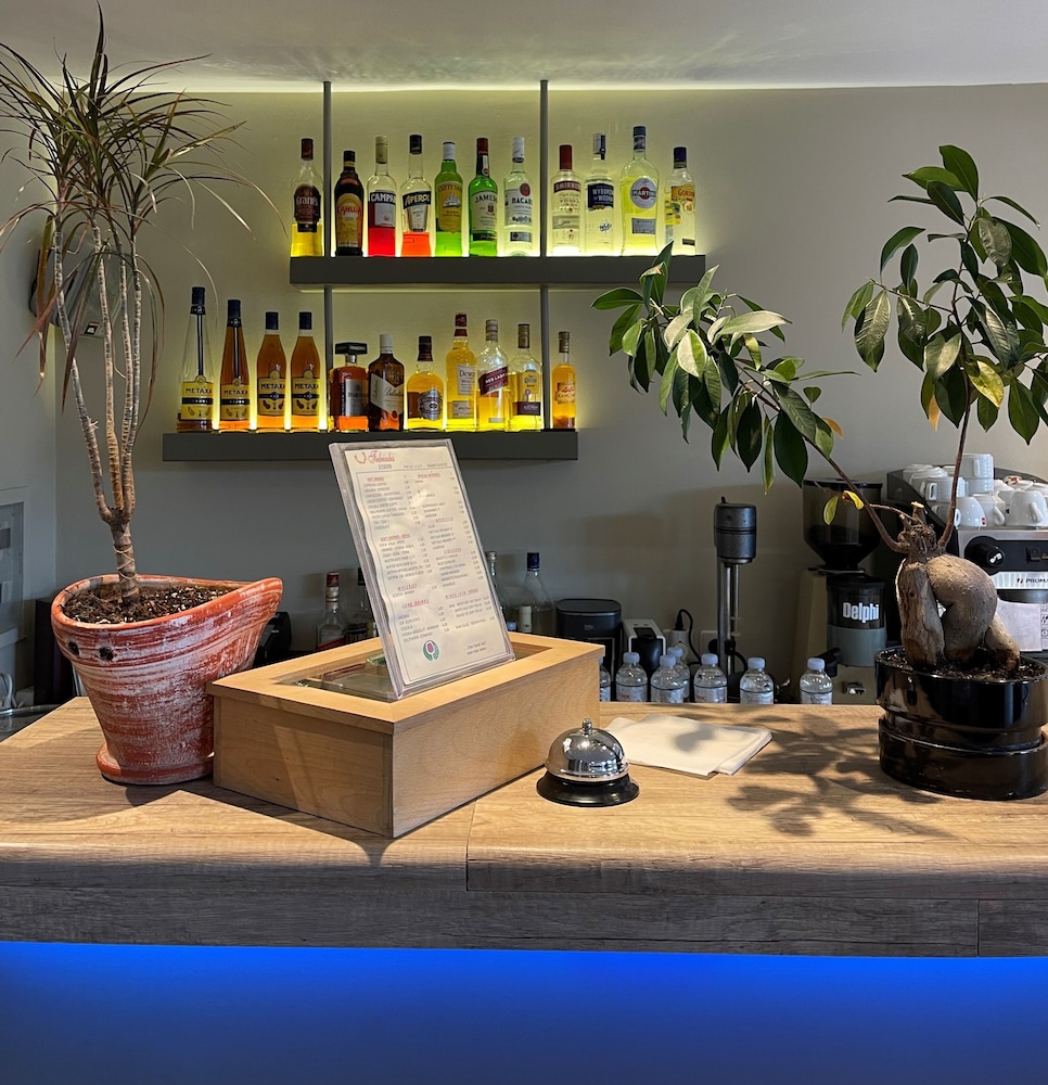 fedriades delphi hotel