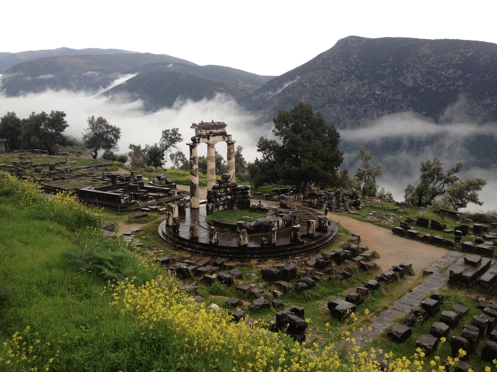 fedriades delphi hotel