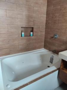aquastar hotel and apartments