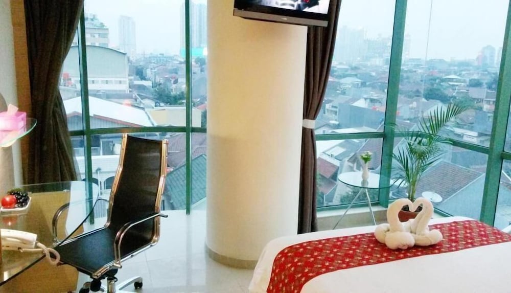 business hotel tomang