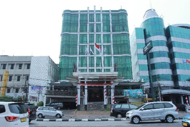 business hotel tomang