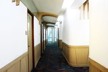 business hotel tomang