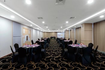 quest hotel darmo surabaya by aston