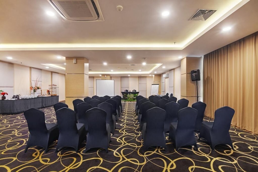 quest hotel darmo surabaya by aston