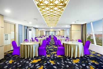 quest hotel darmo surabaya by aston