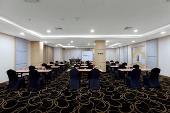 quest hotel darmo surabaya by aston