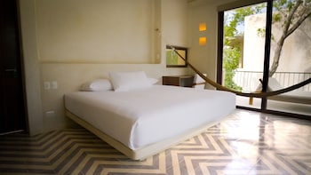 hotel holistika