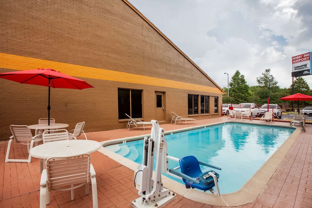 travelodge by wyndham houston hobby airport