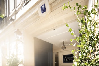 Hotel Arioso,Paris>>Champs-Elysees,4 star