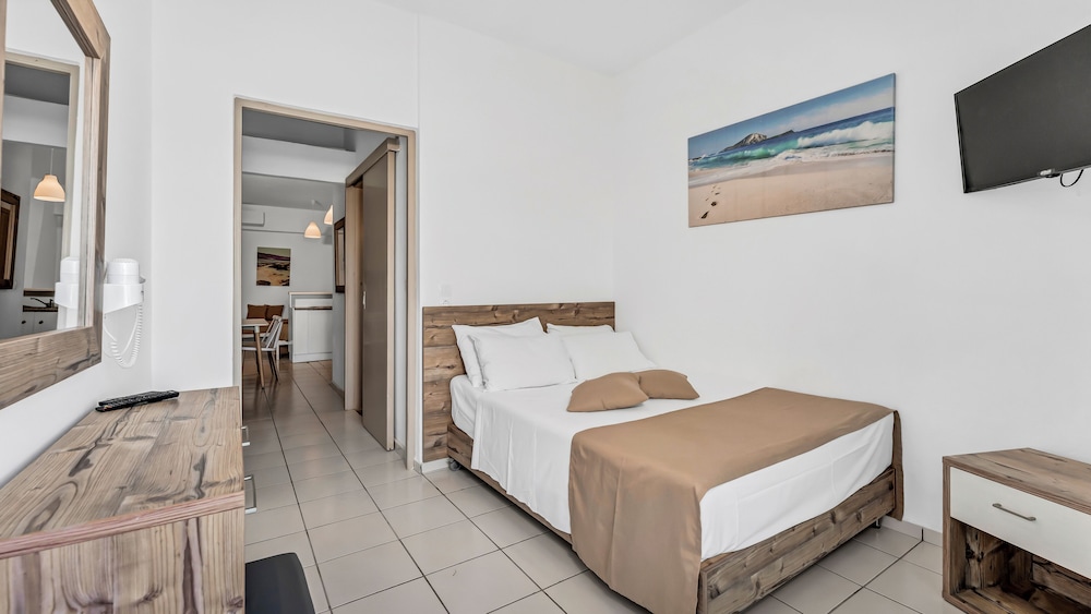 almare beach hotel