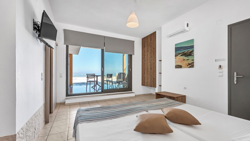 almare beach hotel