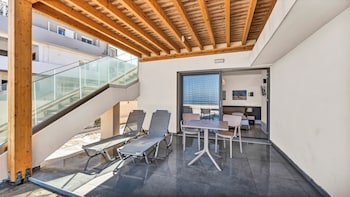 almare beach hotel