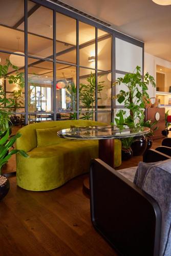 the stay boulevard nisantasi