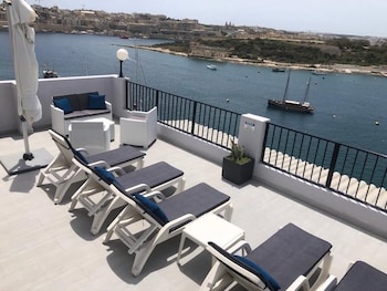sliema marina hotel