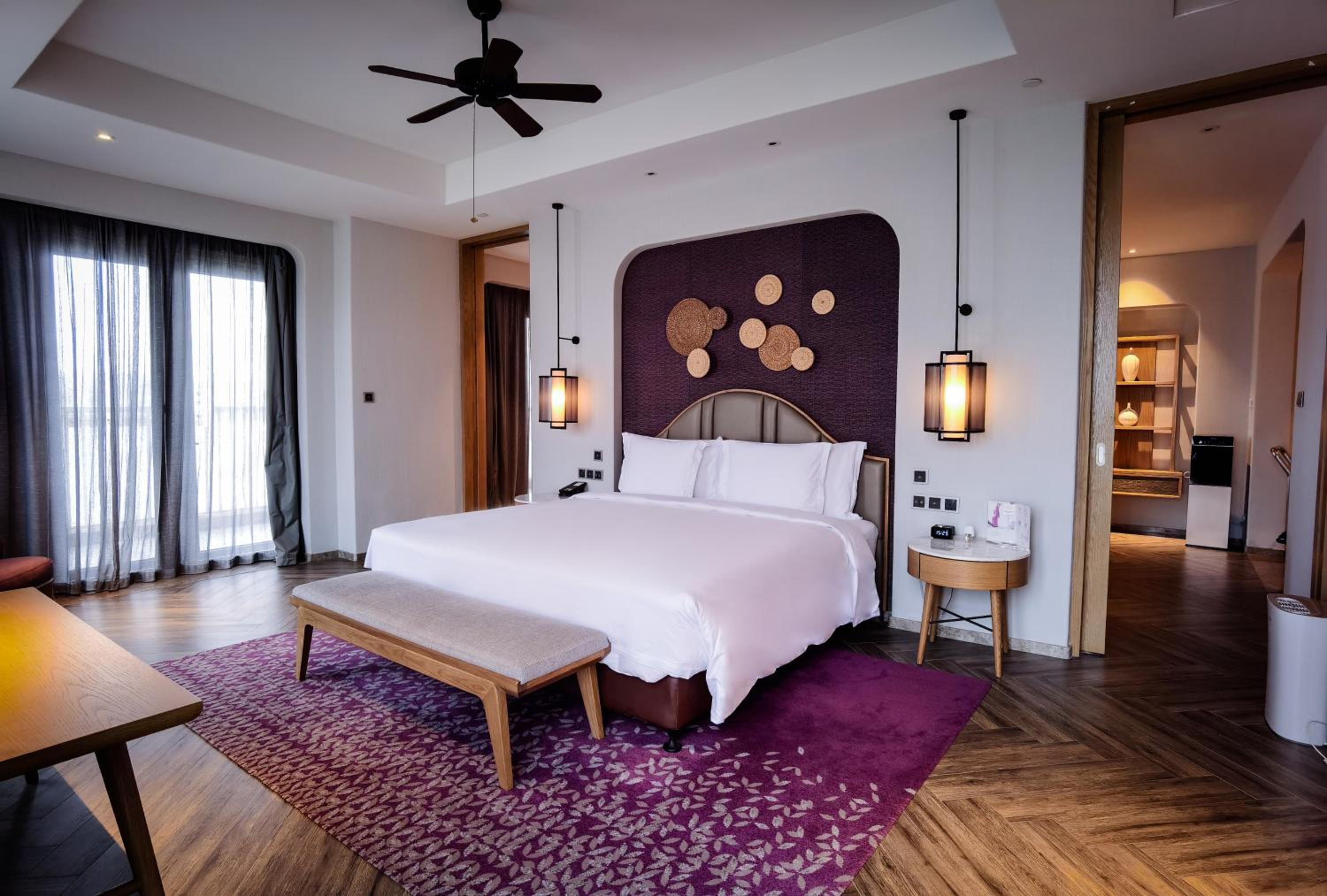 crowne plaza qingdao oriental movie metropolis an ihg hotel