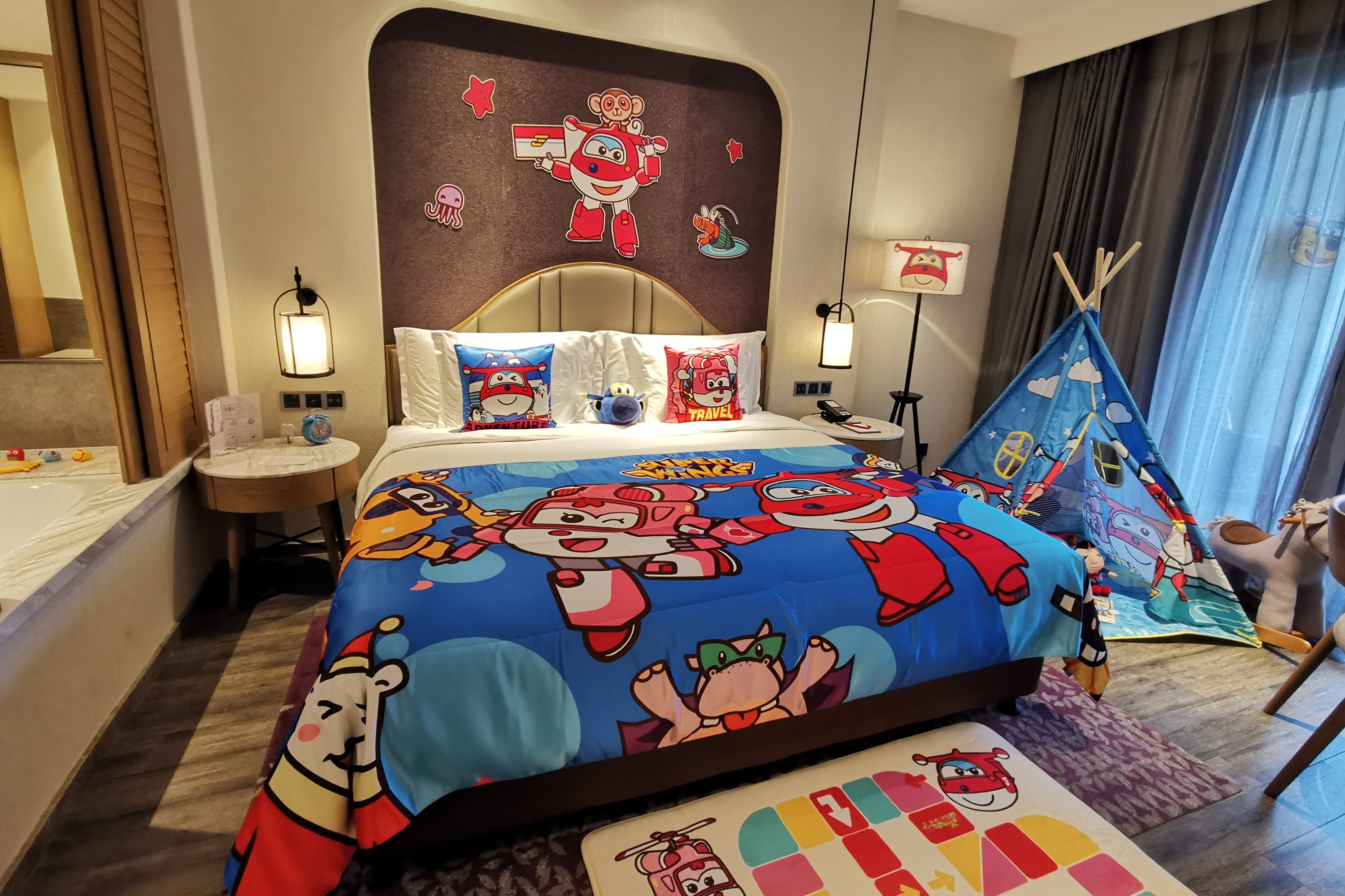 crowne plaza qingdao oriental movie metropolis an ihg hotel