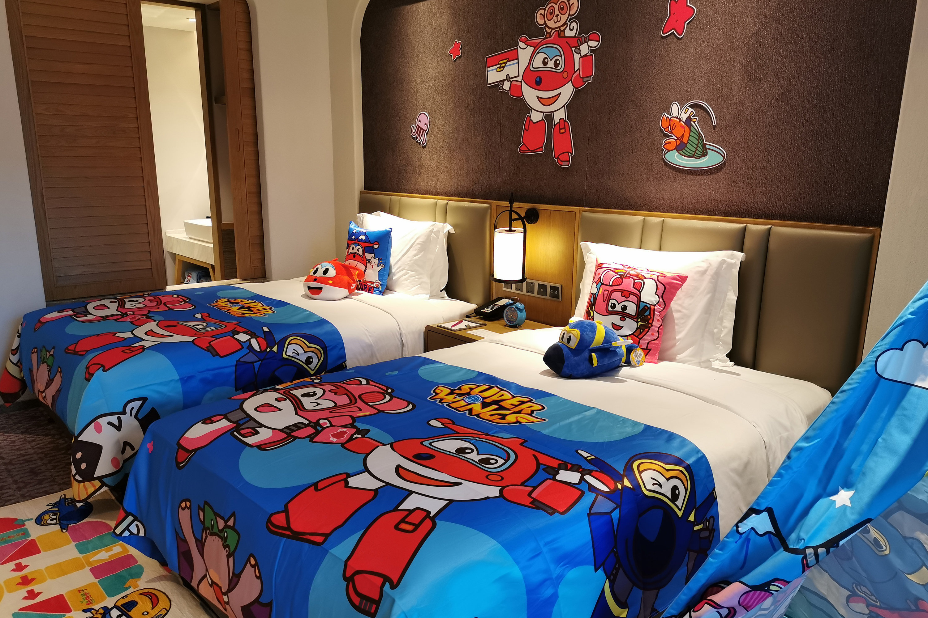 crowne plaza qingdao oriental movie metropolis an ihg hotel