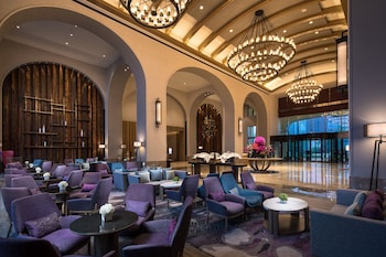 Crowne Plaza Qingdao Oriental Movie Metropolis, An Ihg Hotel,Weifang>>Qingdao,3.5 star