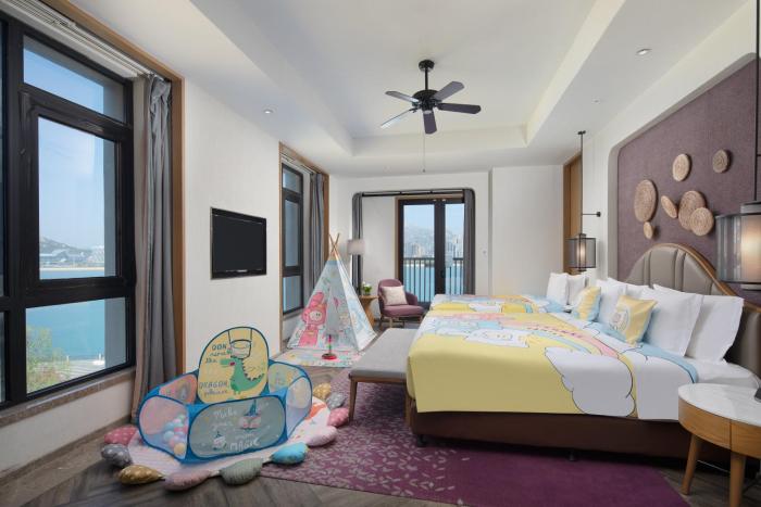 crowne plaza qingdao oriental movie metropolis an ihg hotel