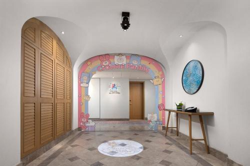 crowne plaza qingdao oriental movie metropolis an ihg hotel