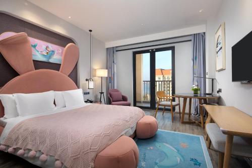 crowne plaza qingdao oriental movie metropolis an ihg hotel