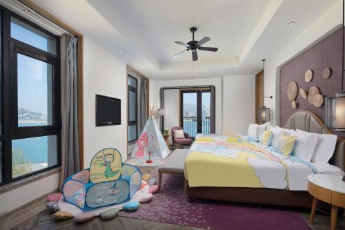 crowne plaza qingdao oriental movie metropolis an ihg hotel
