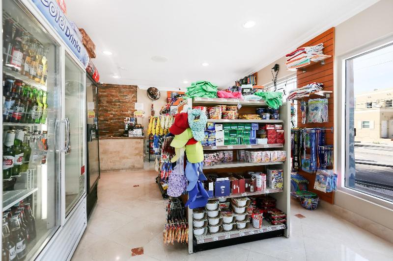 hollywood beach seaside