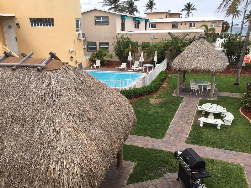 hollywood beach seaside