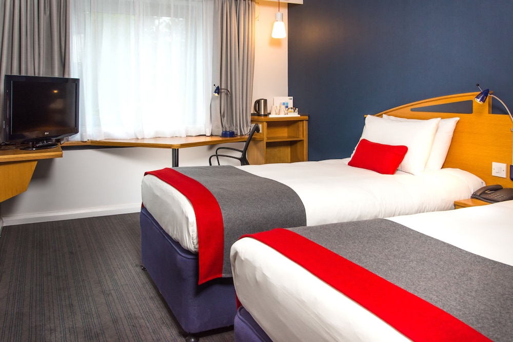 holiday inn express east midlands airport an ihg hotel