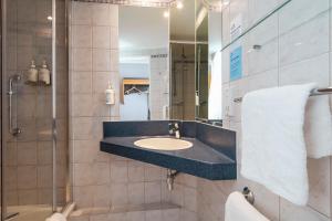 holiday inn express east midlands airport an ihg hotel