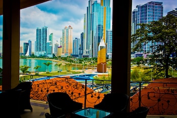 plaza paitilla inn hotel