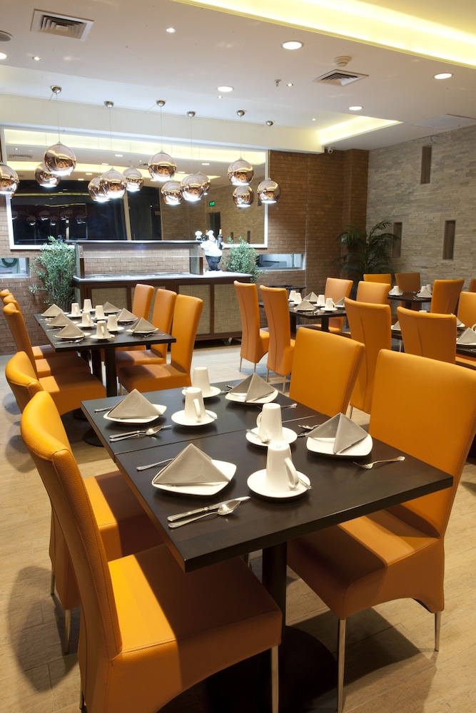 wyndham garden antofagasta pettra