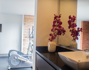 leblon suites hotel