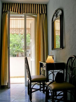 hotel il nespolo