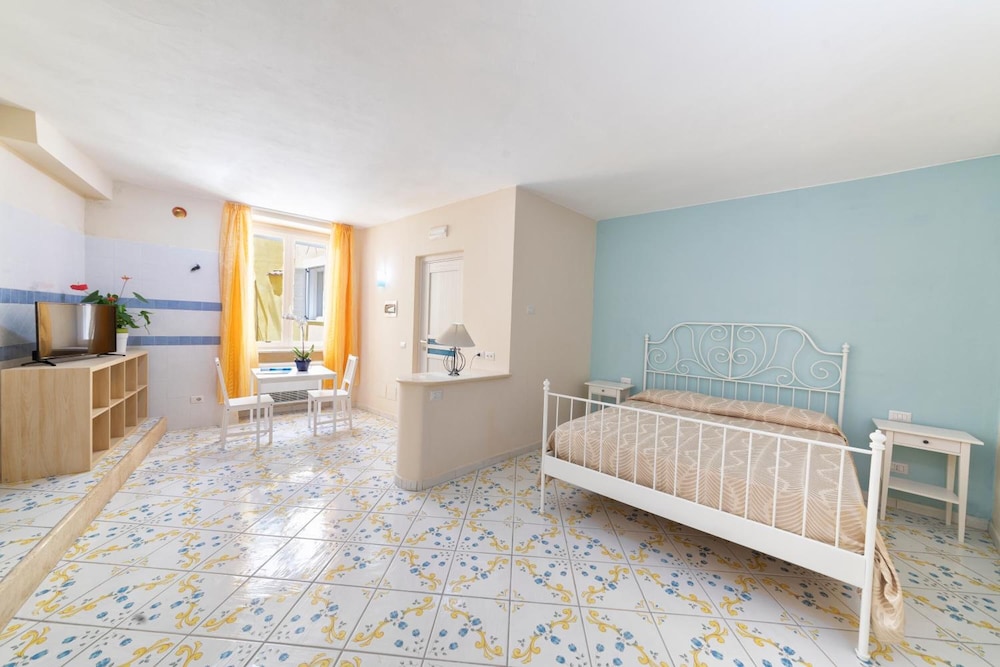 hotel il nespolo