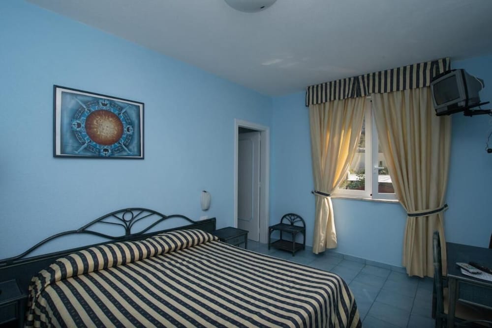hotel il nespolo