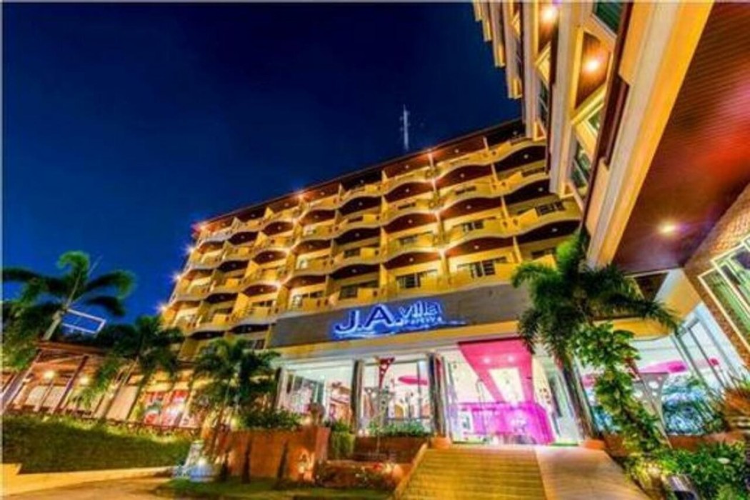 j a villa pattaya hotel