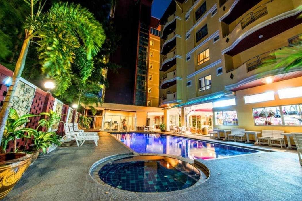 j a villa pattaya hotel