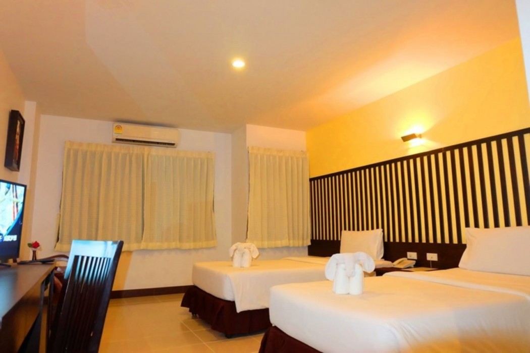 j a villa pattaya hotel